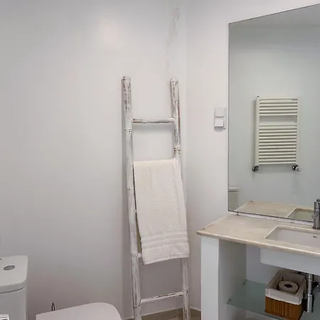 House With Sea View And Private Pool 펜션 *