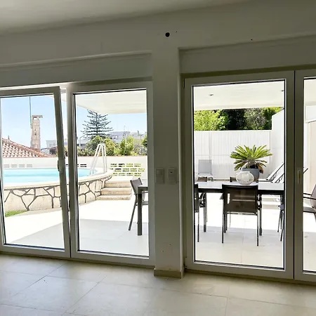 House With Sea View And Private Pool * Sesimbra