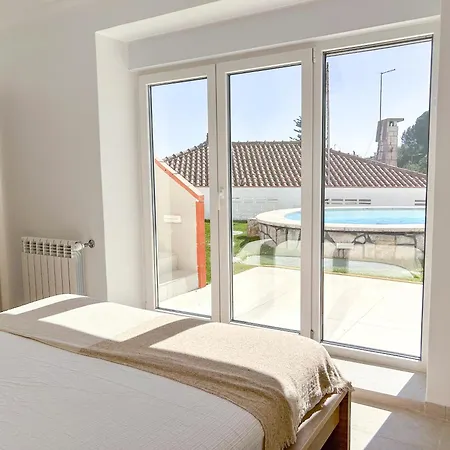 House With Sea View And Private Pool Sesimbra